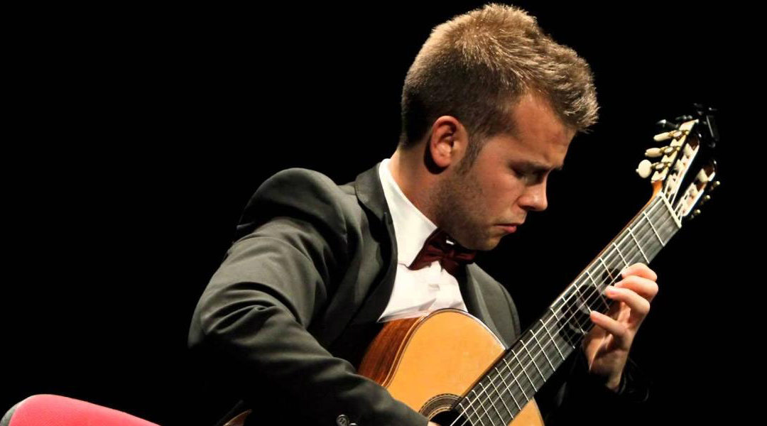 (Català) Concert de guitarra de Ferran Talarn, a l’Espai Saó de Mas Blanch i Jové