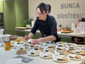 La jove Gal·la Pipo tanca el cicle femení de Cuina d’Aprofitament